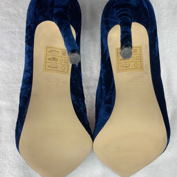 (NIB) ALDO Blue Velvet Stiletto Heels - Stessy - Picture 3 of 7